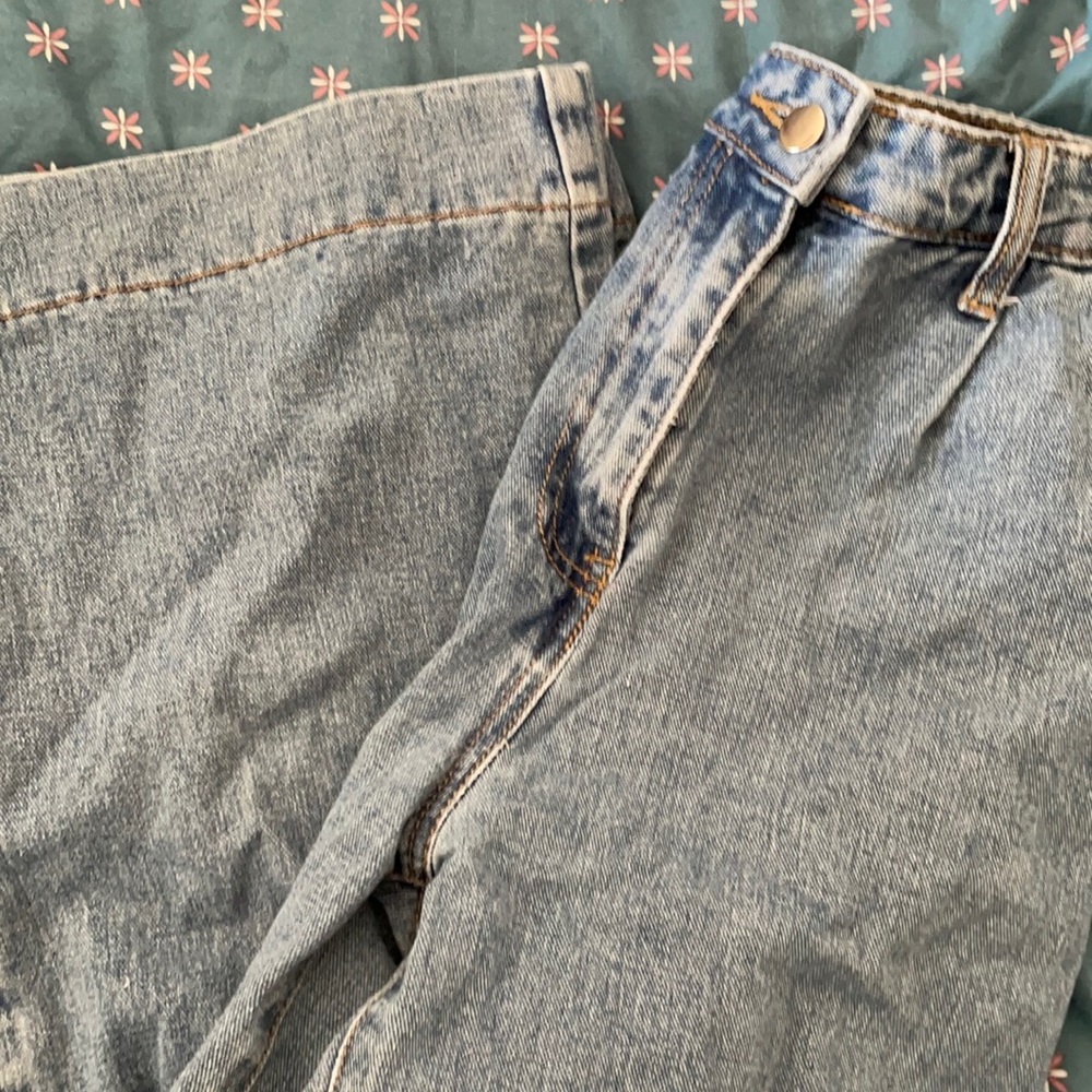 mom jeans